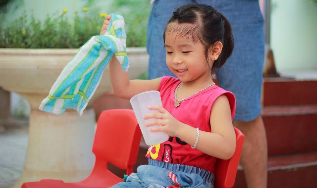 Đây là ngôi trường dành riêng cho trẻ chậm phát triển và khiếm thính tại Hà Nội.
